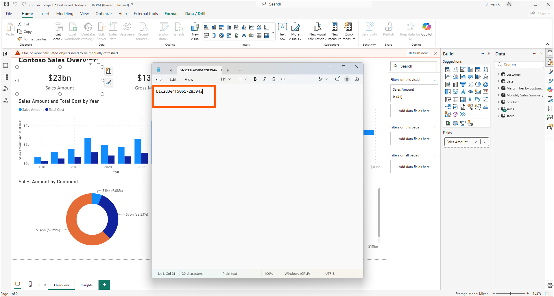 Notepad showing the twenty-character identifier rather than the new folder name, with the character count in the status bar